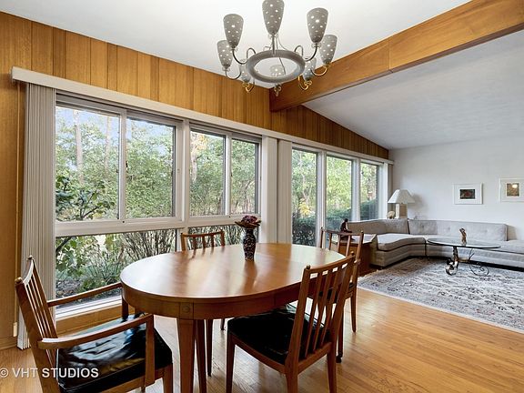 5th image of 299 Leslee Ln