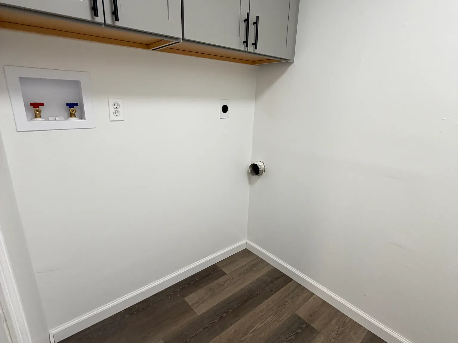 2 bed, 866 sqft, $1,000 — Photo 1