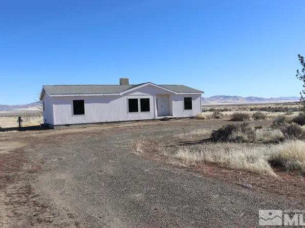 4690 Weatherby Dr, Winnemucca, NV 89445