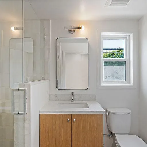 238 1/2 S Spalding Dr #238-1/2 — Photo 8