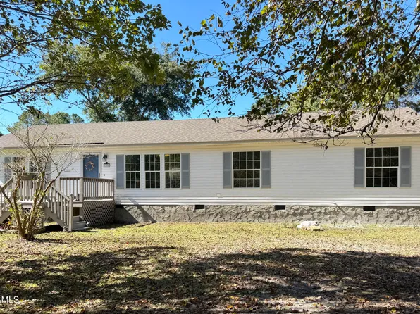 1265 Gilbert Road SE, Bolivia, NC 28422