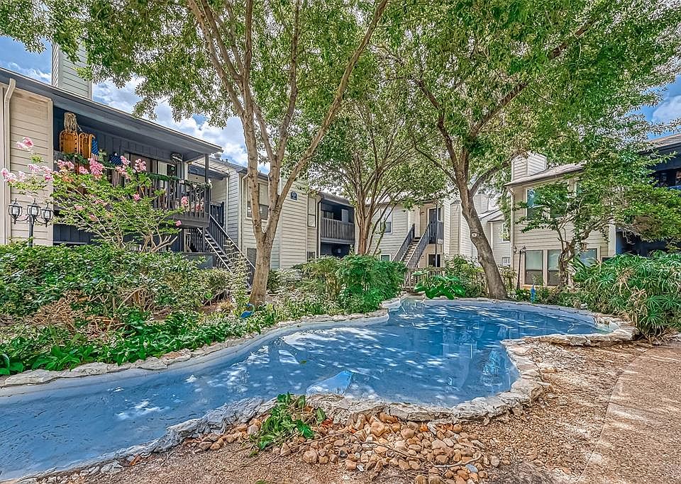 Woodbridge Crossing Condominiums Houston, TX Zillow