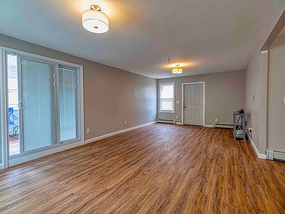 4th image of 278 Division St