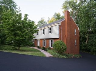 223 E Waldheim Rd, Pittsburgh, PA 15215