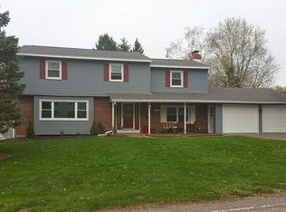 25 Foxcroft Rd, New Hartford, NY 13413