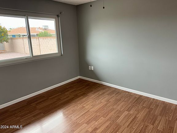 5th image of 10824 W Saratoga Circle