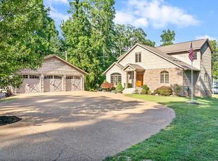 107 Raccoon Cir, Dover, TN 37058