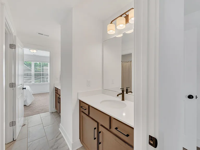 261 Cornice Dr — Photo 32