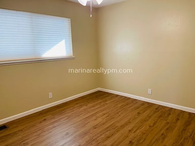 115 Graves Ct — Photo 23