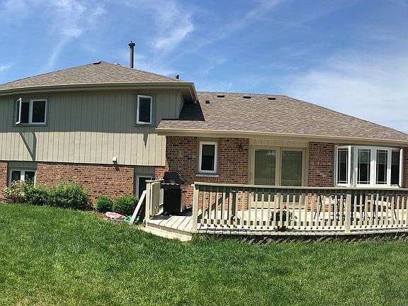 3rd image of 15407 Sheffield Ln