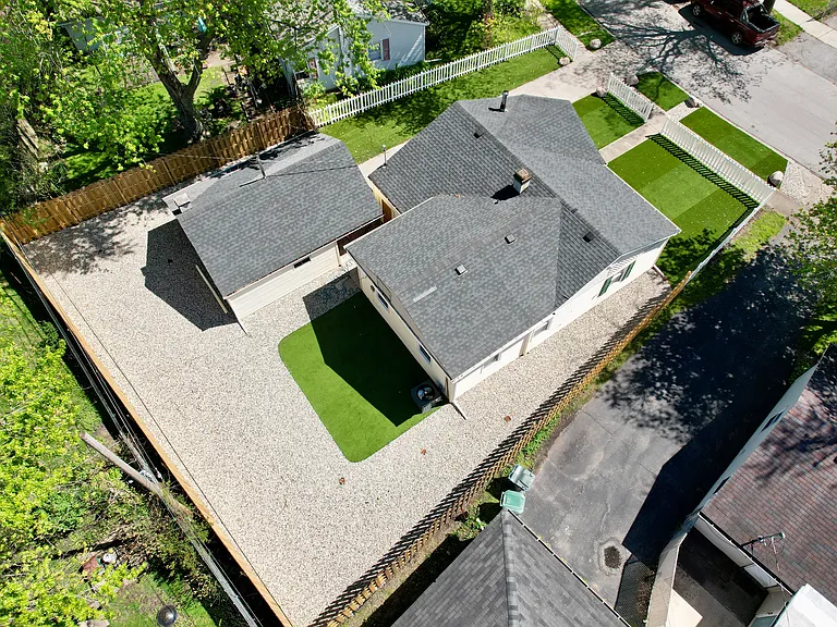 1579 178th Pl — Photo 3