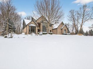 10056 Rosemarie Run, Brighton, MI 48114