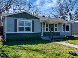 8521 Pemberton Ct, White Settlement, TX 76108