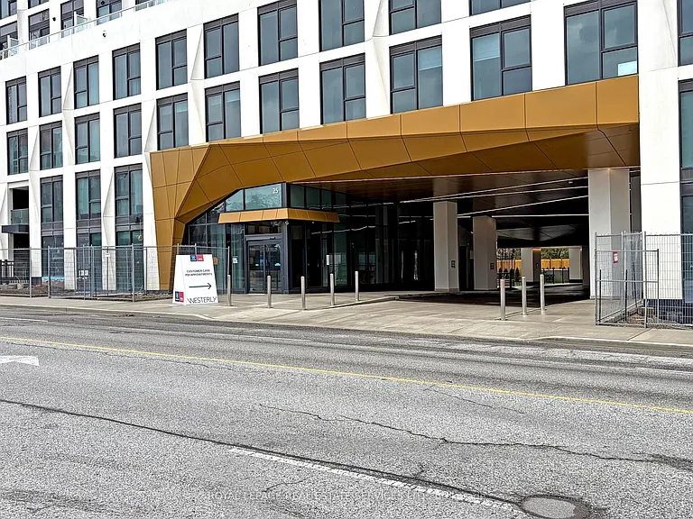 25 Cordova Ave #1210 — Photo 4