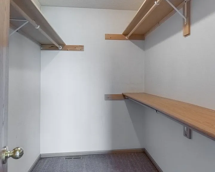 7229 Whitewater Ln — Photo 15