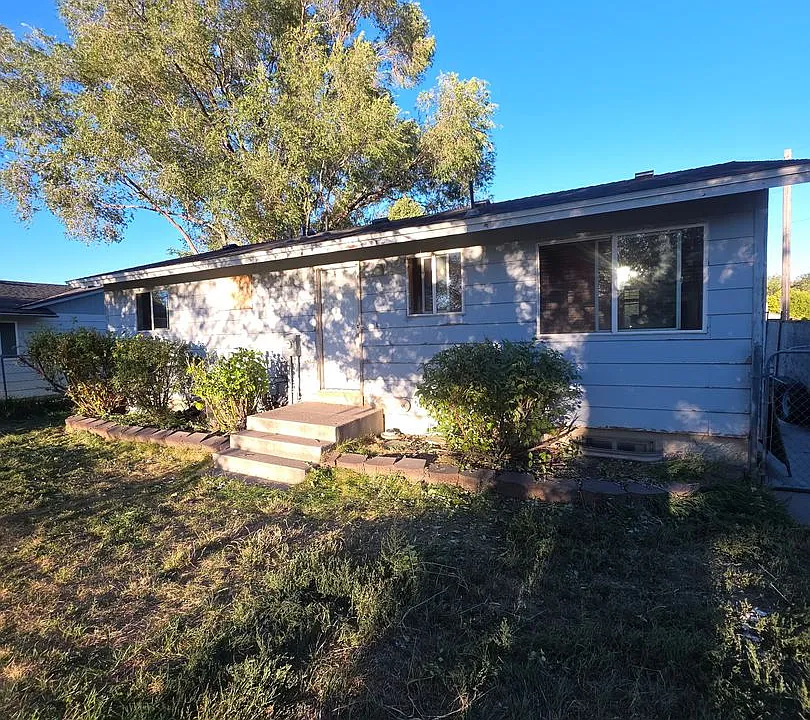 355 Kurtwood Dr