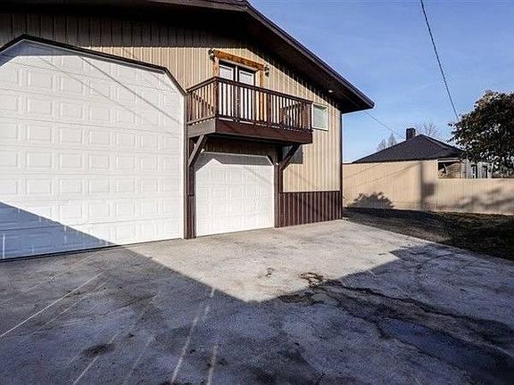 4th image of 5303 N Whitehouse St #B