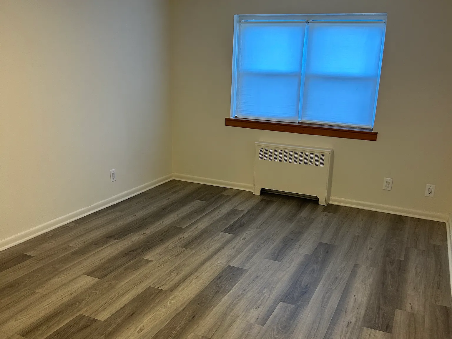 Studio, 500 sqft, $1,600 — Photo 3