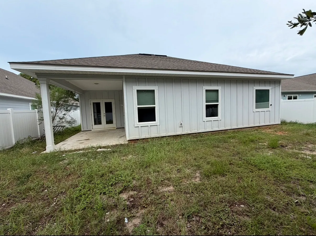 3 bed, 1700 sqft, $3,500 — Photo 2