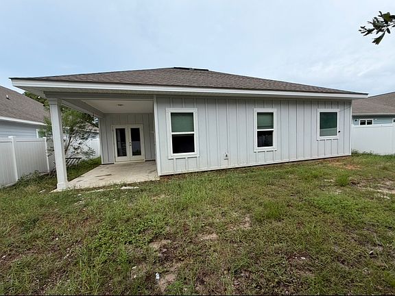 2nd image of 217 Stonegate Dr
