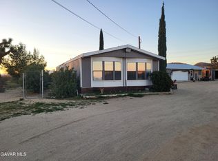 8667 70th St W, Mojave, CA 93501