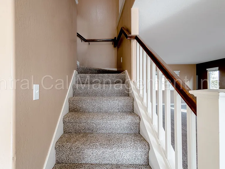11723 Holabird Ave — Photo 14
