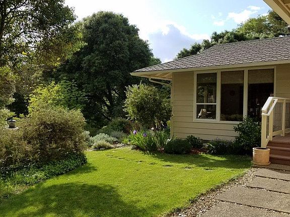 5th image of 1291 Deerwood Dr
