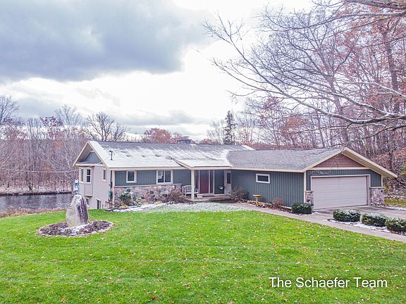 3rd image of 1794 Ike Ln NE
