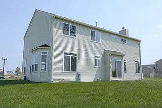 2nd image of 1910 N Stonington Ave