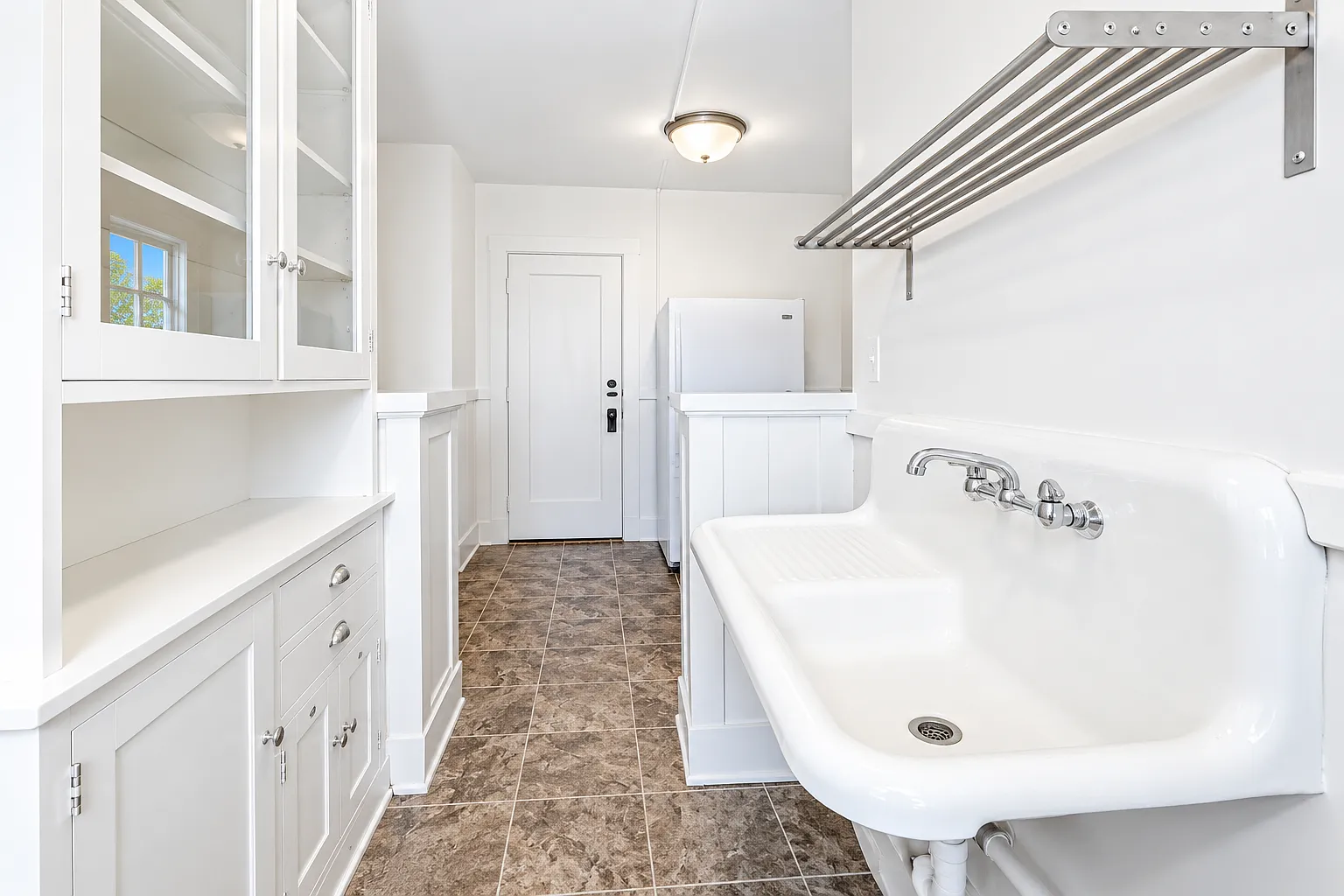 1166 Grand Ave — Photo 4