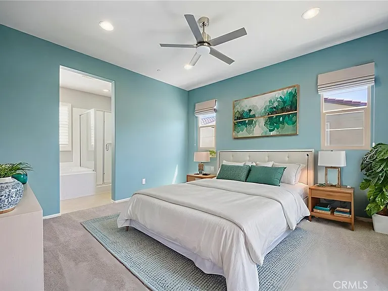 691 E Valencia St — Photo 20