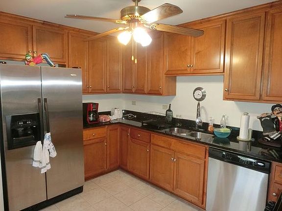 3rd image of 7050 183rd St Unit 409