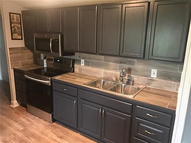 3 bed, 2.0 bath, 1216 sqft, $1,500 — Photo 3