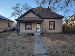 113 N Main St, Kensington, KS 66951
