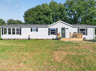 614 Carol Dr, Walton, IN 46994