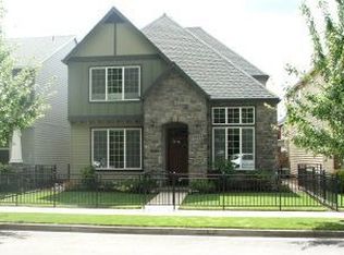 5884 NE Orenco Gardens Dr, Hillsboro, OR 97124