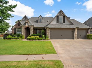 425 W 128th St S, Jenks, OK 74037