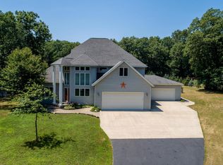 3154 42nd St, Hamilton, MI 49419