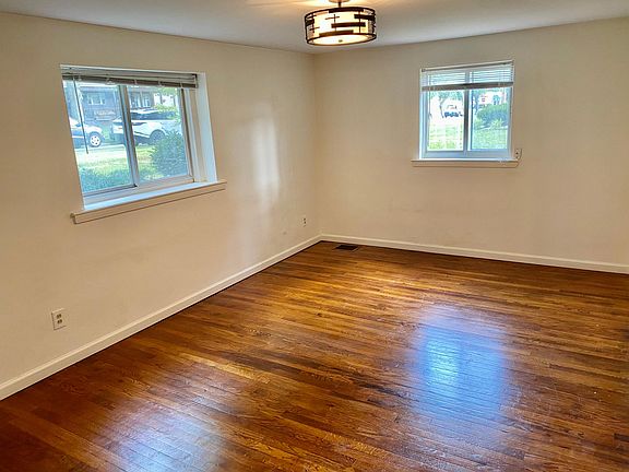 Oversized Living Room with Double Windows