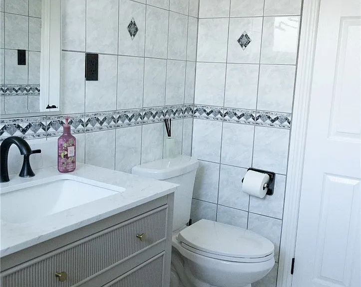 11527 Homeland Ave — Photo 30