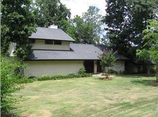 124 Shades Crest Rd, Birmingham, AL 35226