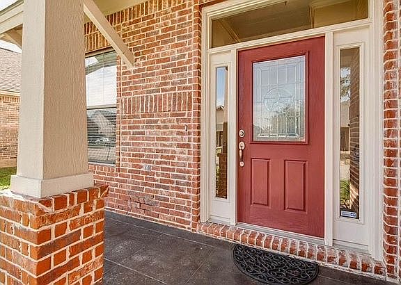 2nd image of 3922 Devrne Dr