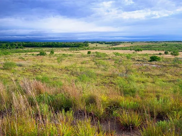 63 N 1870th Rd, Mangum, OK 73554