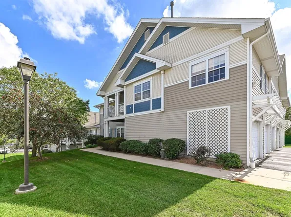 7984 N 107th STREET #5, Milwaukee, WI 53224