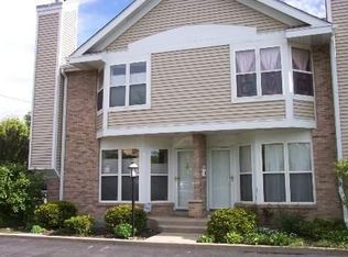 3341 Church St #1, Evanston, IL 60203