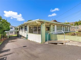 3503 Likini St, Honolulu, HI 96818