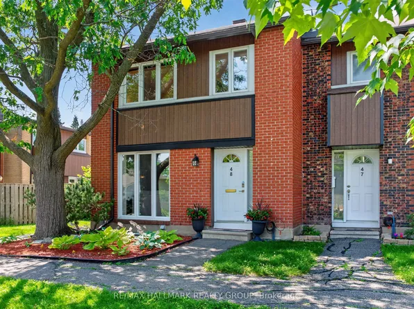 1900 Marquis Ave #48, Ottawa, ON K1J 8J2