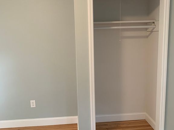 4th image of 19 Hamilton St