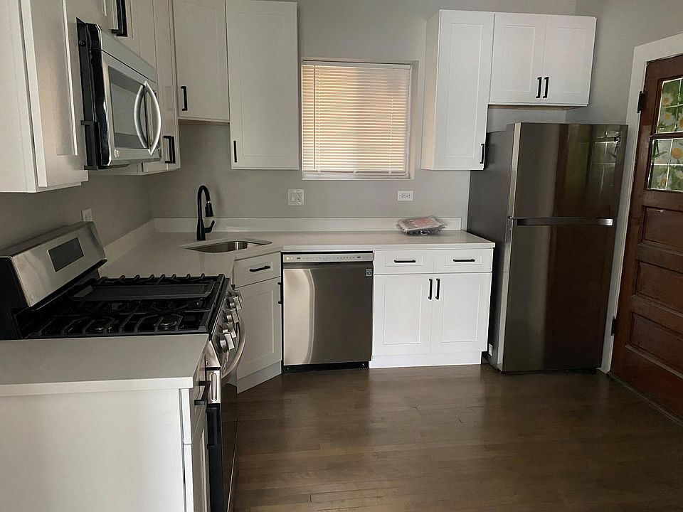 1st image of 3907 W Wellington Ave #1W