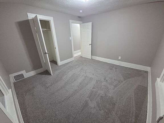 3rd image of 120 Sylvester St